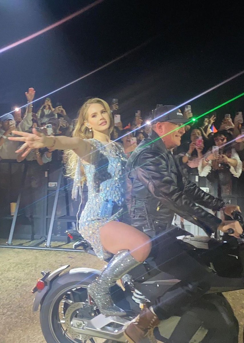 Saying bye to my friends at the bar as I go home with a mysterious older man