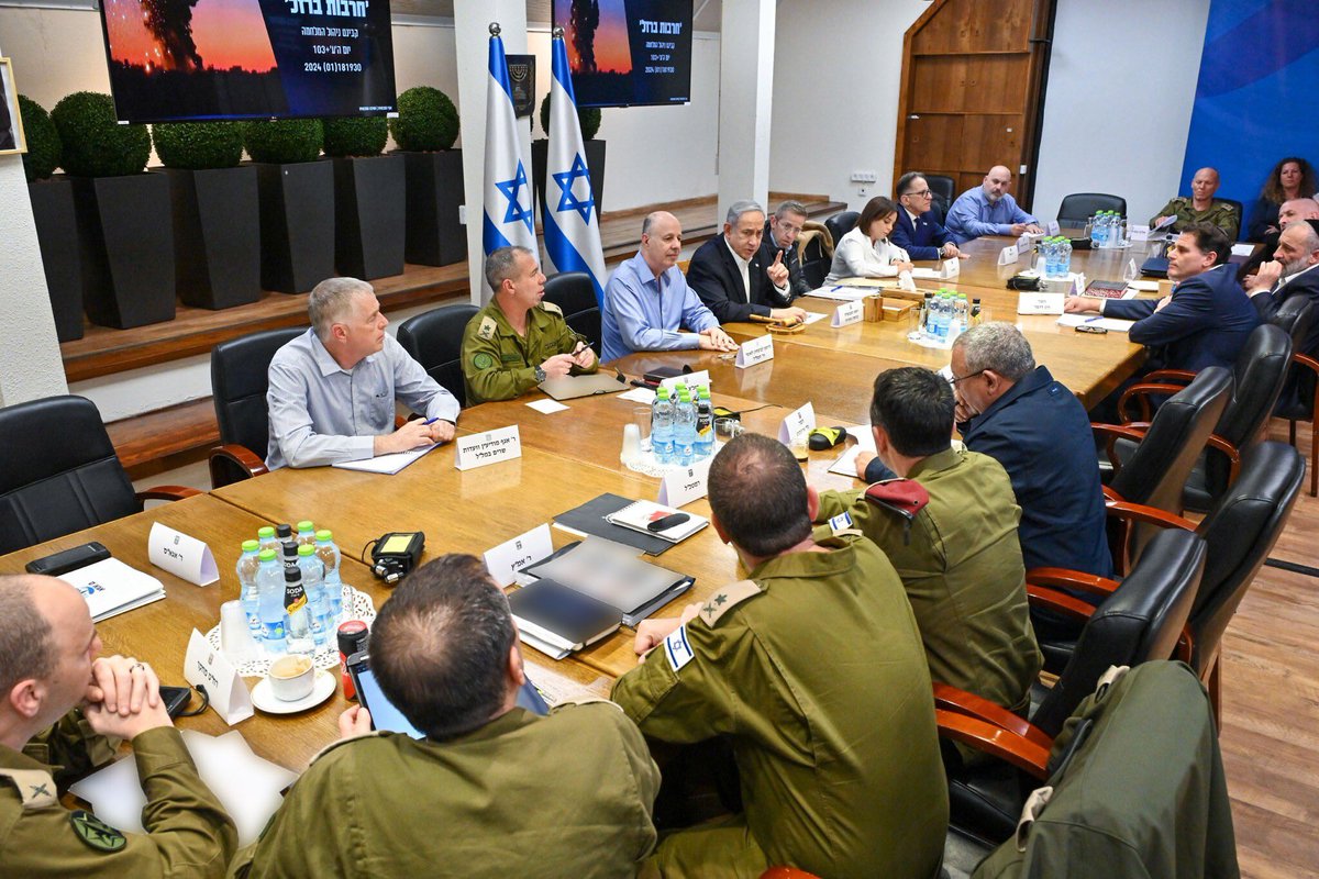 What would the world look like if there was more than just 1 woman in the Israeli war cabinet? Rhetorical question of the day: why is war most often determined by men?