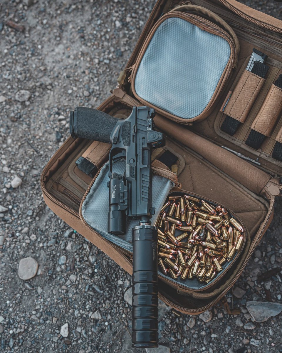 Silent and accurate. 📷 IG: fixedsightmedia #RMR #GearCheck