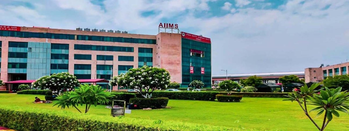 IkshikaK's tweet photo. AIIMS Rishikesh offers excellent dialysis care through its partnership with 7Med.  This state-of-the-art center goes beyond treatment, providing a supportive environment that promotes well-being for patients. #dialysis #healthcare #AIIMS
@7medIndia @VikasVerma_7MED https://t.co/PEj2JffmJk