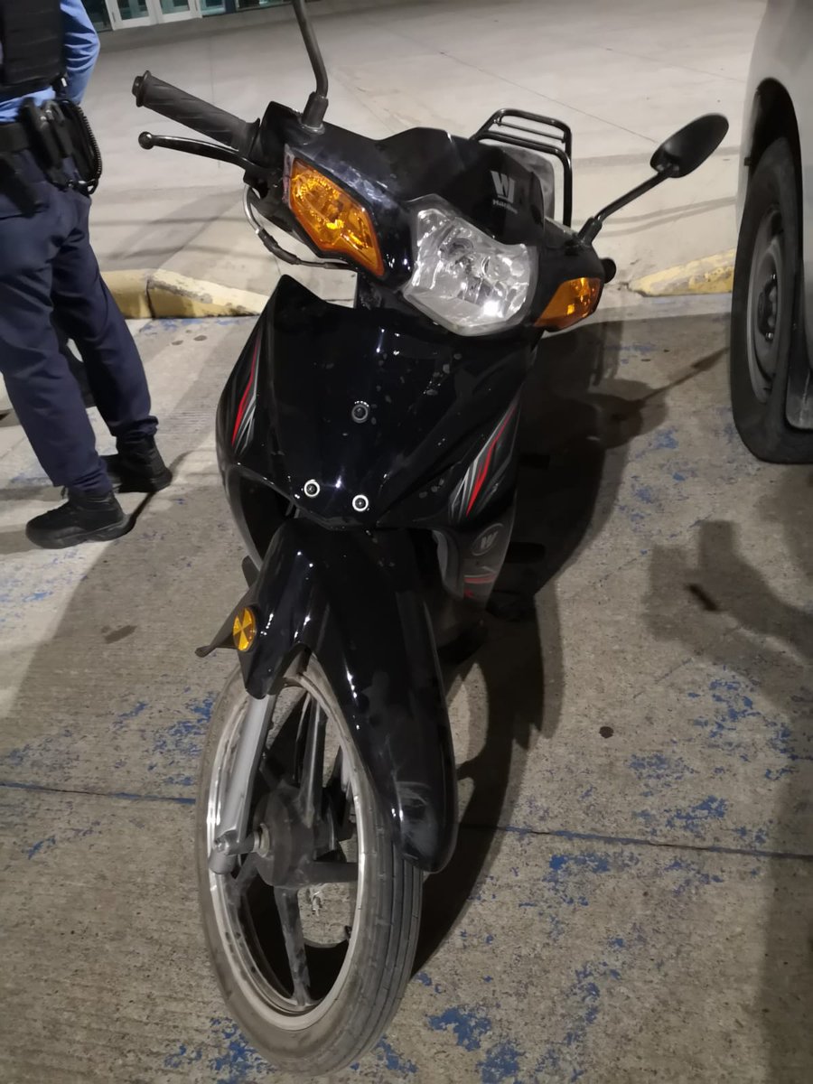 STNHonduras's tweet image. #STNinforma | En poder de dos fusiles AR-15 y chalecos tácticos son aprehendidos seis miembros de la pandilla 18

stnhn.com/en-poder-de-do…