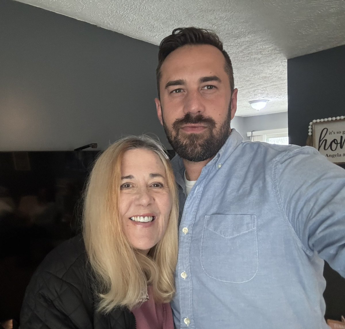 MikeMcGPontiac's tweet photo. Happy birthday today to my mom! Seventy years young. #milestone #ariespower 🎉❤️ https://t.co/qLNSSDTBFw