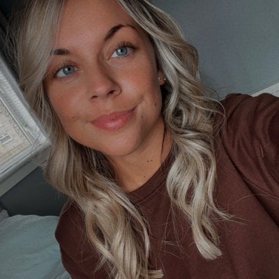 LauranReilly's tweet photo. #NewProfilePic https://t.co/EwHjd3EKBq
