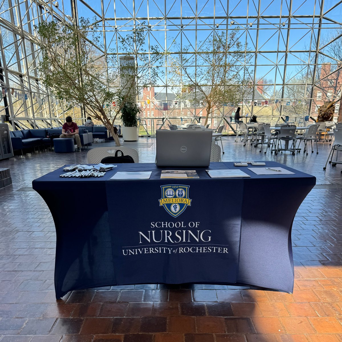 Our admissions team is at @UofR's Wilson Commons today until 1 p.m.! 👋🐝 Stop by and chat about career pathways and opportunities at the School of Nursing with us. @WilsonCommonsUR