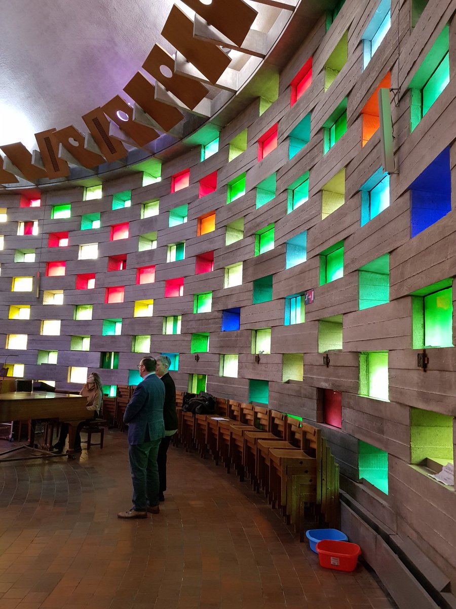 An emotional visit to <a href="/SussexUni/">University of Sussex</a> for Geoff Lockwood's Celebration of Life service and an opportunity to walk around the campus for the first time in more than 30 years since I graduated!
<a href="/sussex_alumni/">Sussex Alumni</a>