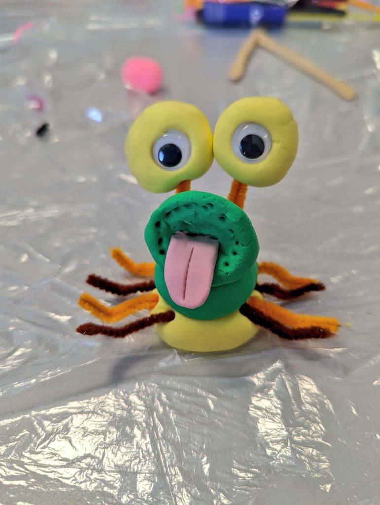 Really interesting session on the use of psychodynamics in OT today. My worry monster turned out much cuter than I'd planned though!
#studentOT #WeAreOT #OTStudent
@usw_flse