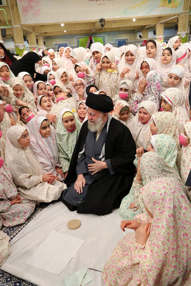 Compare the behavior of the leader of Iran with children with the behavior of the Zionists! #LETTER4U He wrote letters to the youth of the world, which I will leave the link for you: 1- idc0-cdn0.khamenei.ir/ndata/news/287… 2- english.khamenei.ir/news/2681/Toda…