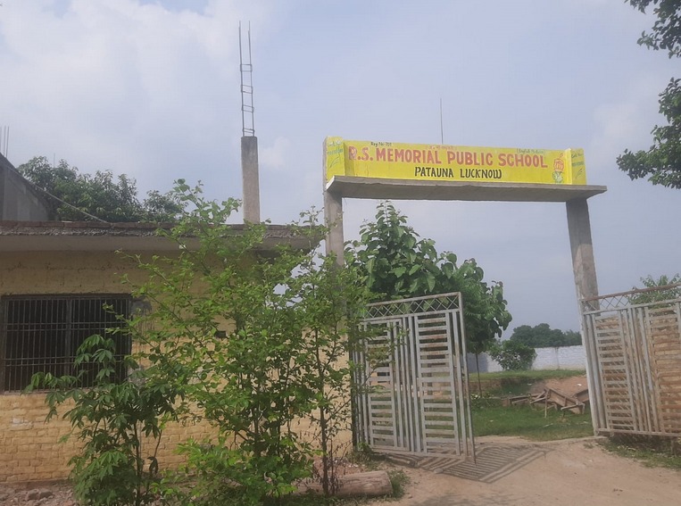 Solar_Villages's tweet photo. Exciting news from R.S Memorial School! Thanks to support from @saxobank, we're installing a 2 kW solar system to tackle 6+ hrs of daily power cuts. 🎓💡 No more disruptions!

Stay tuned for pics &amp; let's light up more schools! 🔌🏫

#SustainableEducation #BrightFutures https://t.co/v5BshrcRtg