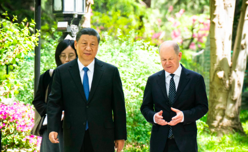 Xi Jinping Stopped Listening To Olaf Scholz 8 Minutes Ago
