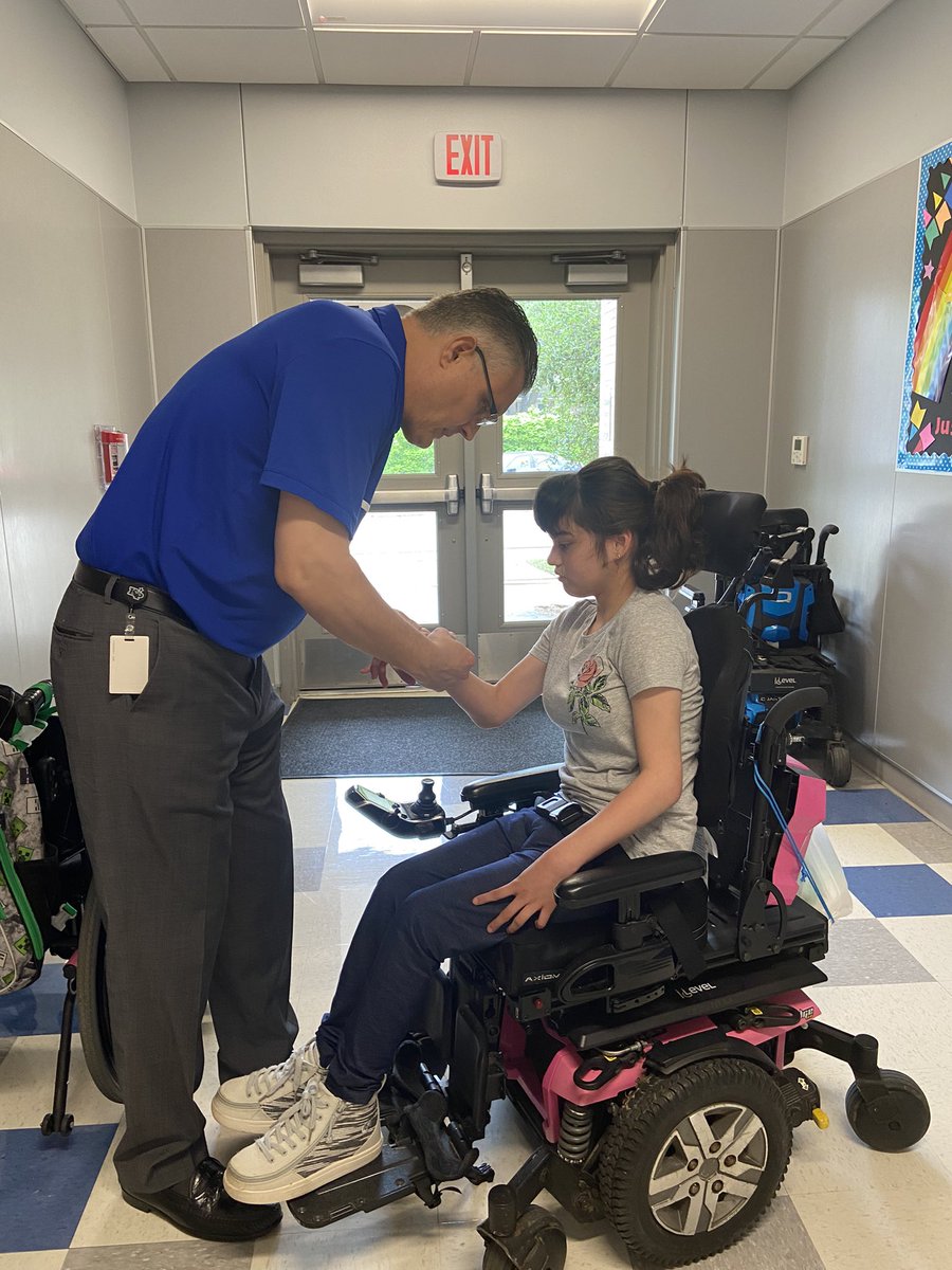 OttTempleISD's tweet photo. Two yrs ago, Bella explained to me why she wasn’t on the playground. I then learned the difference between ADA compliant &amp; “inclusive” playgrounds. We put them in the 2022 bond &amp; today all EL schools have them. I gave her a “Spread the Empire” bracelet for helping all kids! https://t.co/UAnsP9apLS