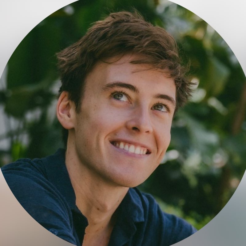 marcusmeals's tweet photo. marcus on instagram ft. the new profile picture 🤭 happy race week! https://t.co/MJ2mlFcHVW