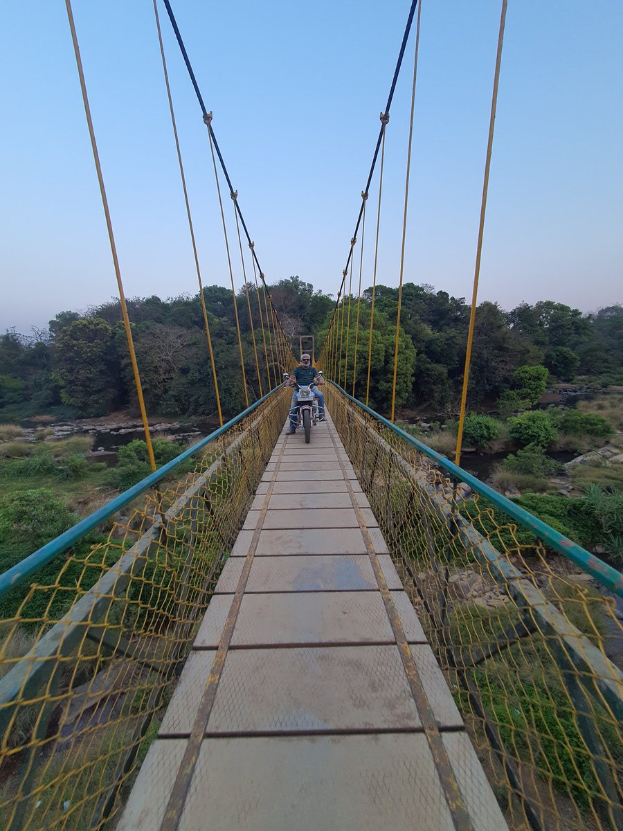 DGTL_Peregrine's tweet photo. @ViewFromShikhar #lines #dlwclickz https://t.co/3yDMjb6fKs