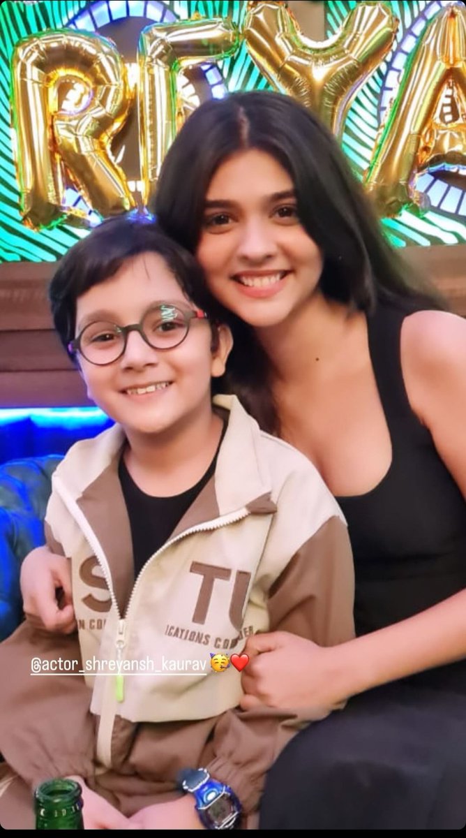 No I am not crying.🥺🥺
She went to shreyansh birthday party.
Two cuties in one frame
Most cutest pic of today ❤️🤩
 #pranalirathod