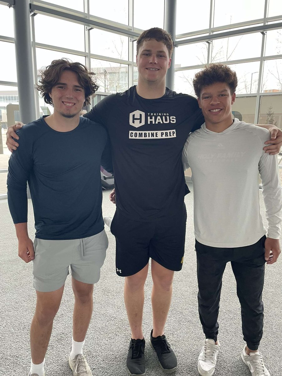 Had a great opportunity today to watch <a href="/JoeAlt7/">Joe Alt</a> workout, thank you for letting me watch and learn from the best!!