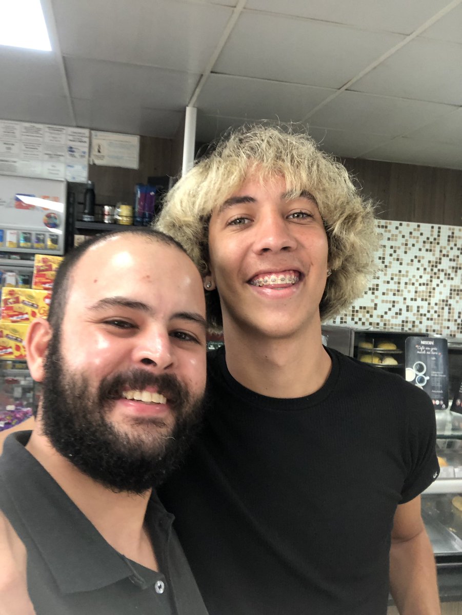 gabrielxnovaes's tweet photo. Fui comprar um chiclete aqui perto do trabalho, e ai 👇 https://t.co/Ob3OeMRdKA