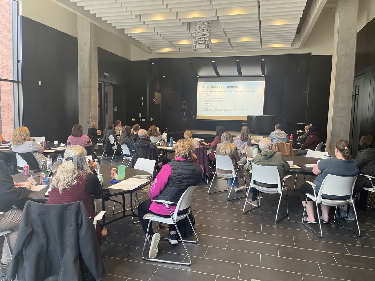 SUMAConnect's tweet image. The MLDP’s 2024 Winter Sessions wrapped up on the April 13 in Regina with the Strategic Communications for Municipalities module. Thank you to everyone that participated! 

The next MLDP sessions will be held in Fall 2024. 

Learn More/Register: mldp.ca #MLDP