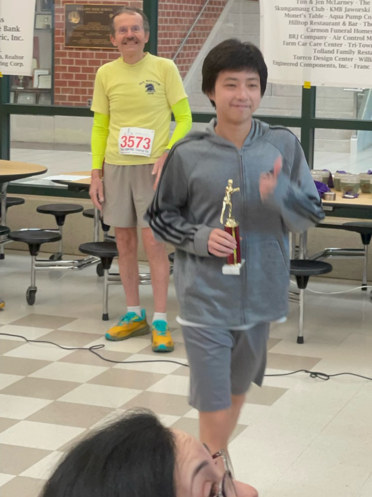 RectorySchoolCT's tweet photo. The Rectory Running Club, led by Mr. Andersen and Mr. Woodard, participated in the Tolland 5K Run on Saturday. Congratulations to Leo D. '26, Ethan H. '24, and Charlie Z. '26, who all placed!
#rectoryschool #juniorboardingschool #ct #connecticut #privateschool #independentschool https://t.co/JTf4JruVxn