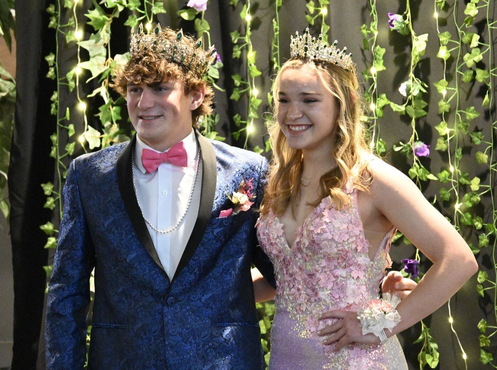Congratulations to the 2024 Centennial Prom Court!  Savannah Horne, Karley Naber, Queen Kate Luebbe, Lillian Butzke, Cora Hoffschneider, Trevor Fehlhafer, Alex Hirschfelt, King Garrison Schernikau, Trayton Stewart, and Cyrus Songster.