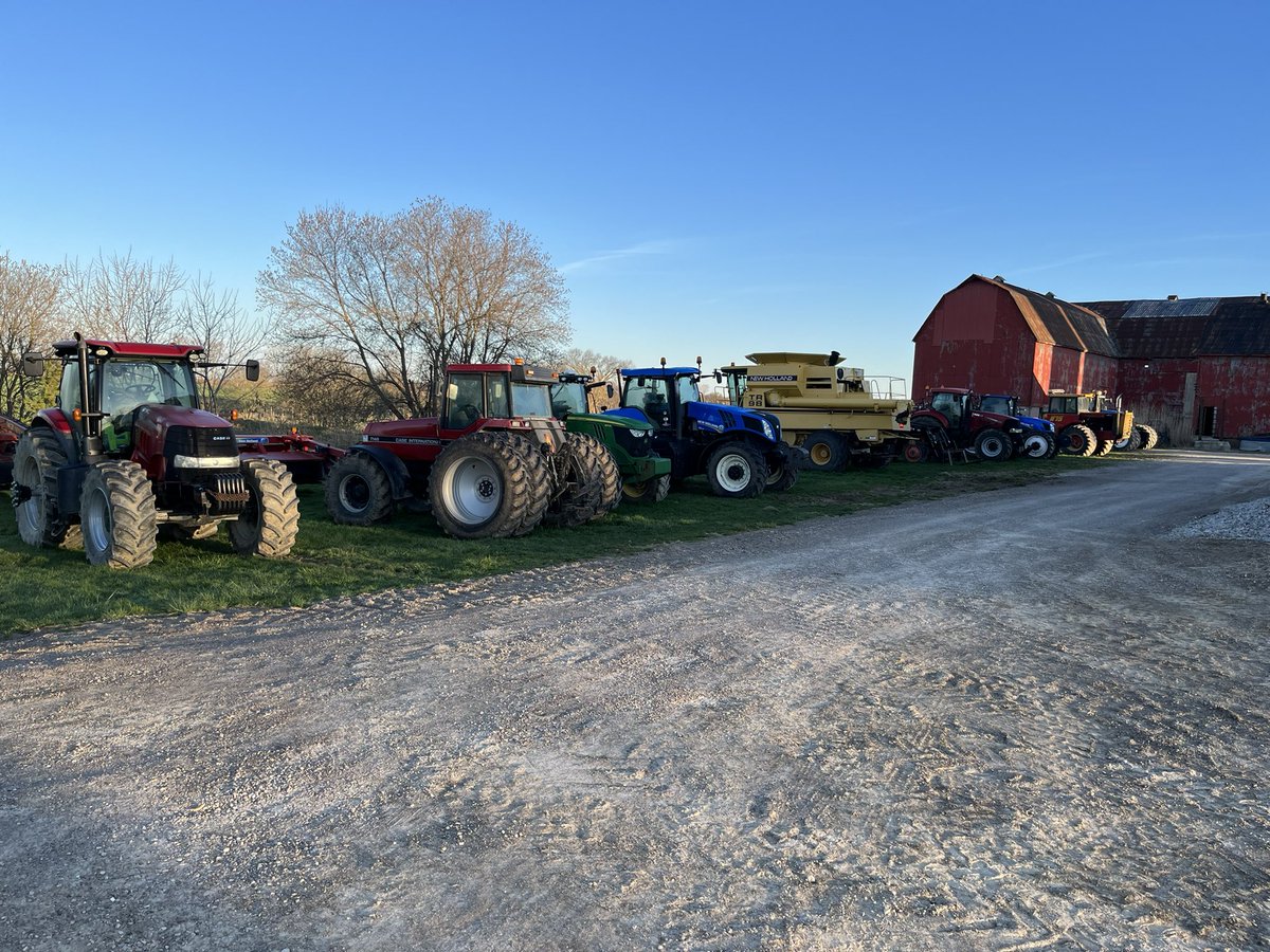 Equipment is lined up to the road for repairs. We are looking for another mechanic with Ag equipment knowledge. Competitive wage and no big dealership pressure. Call 519-495-0121 to apply