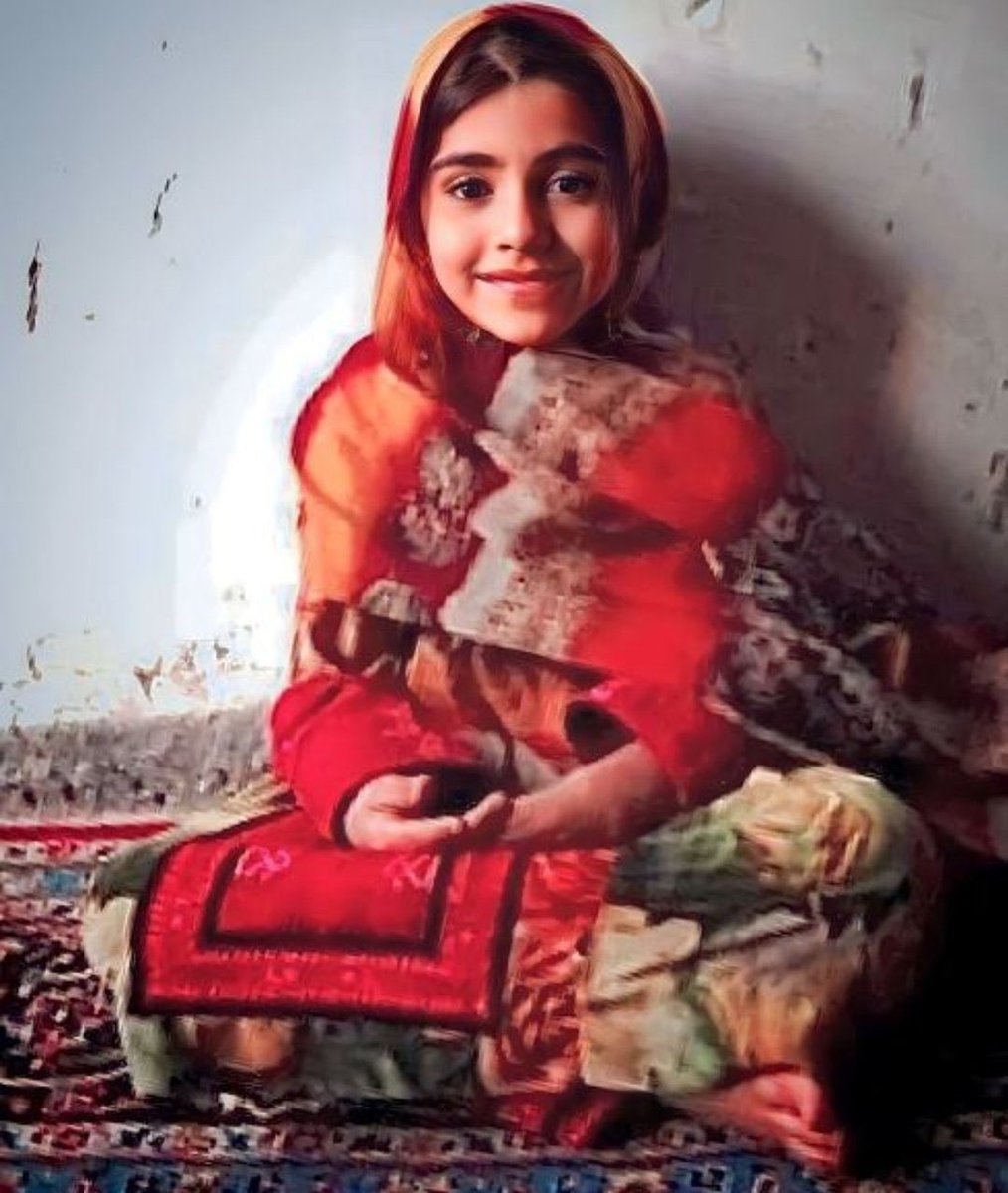 برای هستی نارویی دخترک زیبای بلوچ کە توسط جنایتکاران خامنەای در جمعە خونین زندان کشتە شد. 🥀😞🥀😞🥀😞
#سپاه_تروریستی_پاسداران 
#IRGCterrorists