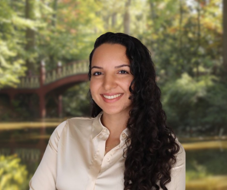 Josélia Souza, pursuing an Executive Doctoral Degree in Higher Education, aims to transform higher education. With her degree near, she's set to spark major changes. Let's support her as she leads with confidence, inspiring students along the journey! #StudentAdvocacy