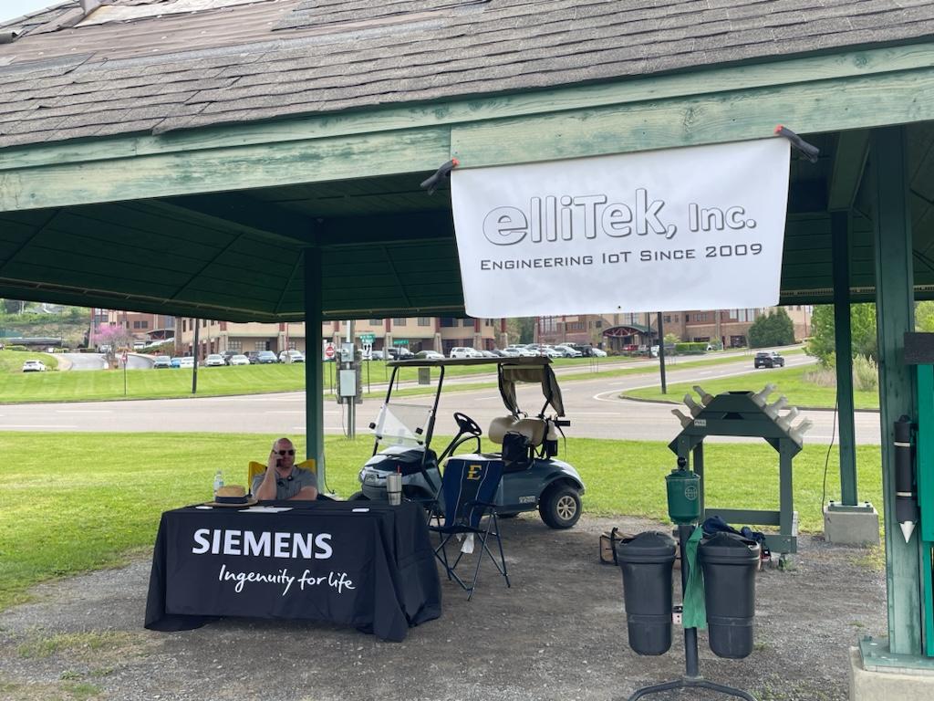 ⛳️What a super day to hit the links at the eChemExpo Golf Tournament!🏌️‍♂️Stop by hole #4 and say Hi to Brandon & Wayne. Attending the 25th Annual #eChemExpo in Kingsport, TN, on April 17-18? Join #Siemens in booth 112/113 & be sure to check out the Panel Discussions!