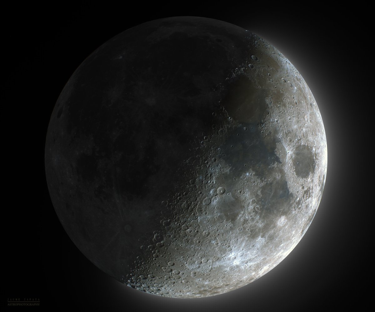 HDR moon last night, 50% lighting.

#Astrophotography 

#cielosESA