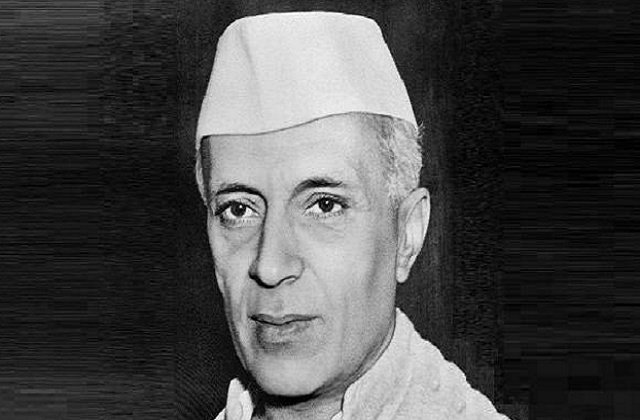 NewsAlgebraIND's tweet photo. BIG BREAKING NEWS 🚨 PM Modi is sweeping 2024 loksabha election as per Final Opinion Poll of all channels 🔥🔥

PM Modi will match Nehru's record of winning 3 consecutive loksabha elections. 2nd cakewalk election after 1984 ⚡

India TV CNX -
BJP+ : 393, INDIA : 99, OTH : 51

ABP CVoter -
BJP+ : 375, INDIA : 155, OTH : 15

TV9 Bharatvarsh -
BJP+ : 362, INDIA : 149, OTH : 32