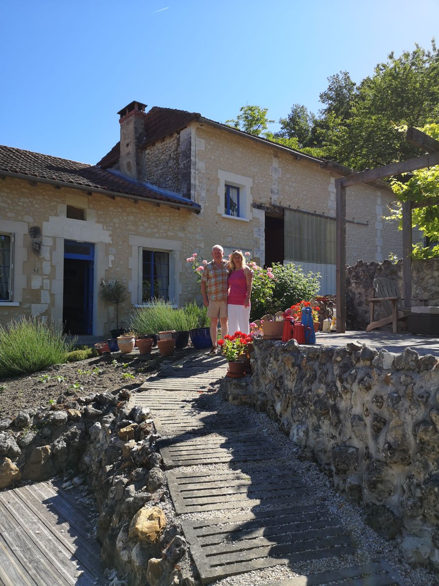 Harshani_MBW's tweet photo. Join us for a relaxing Yoga + Sound Retreat in France this August + September https://t.co/wqtNiXfxBs https://t.co/dkIiy1K2Ol