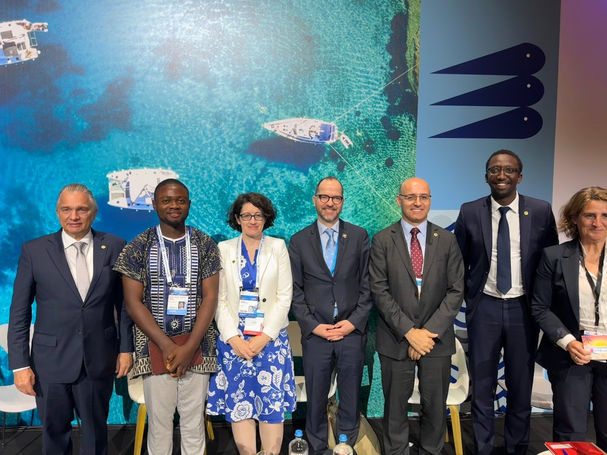 DeepSeaConserve's tweet photo. Today @OurOceanGreece, the governments of Palau🇵🇼, Costa Rica🇨🇷, France🇫🇷, Spain🇪🇸, Vanuatu🇻🇺, Chile🇨🇱, Germany🇩🇪, Ireland🇮🇪 and Brazil🇧🇷 reiterated their support for a pause on #DeepSeaMining and called on all countries to join the fight before it's too late for our ocean🌊 https://t.co/6zowXSBETs