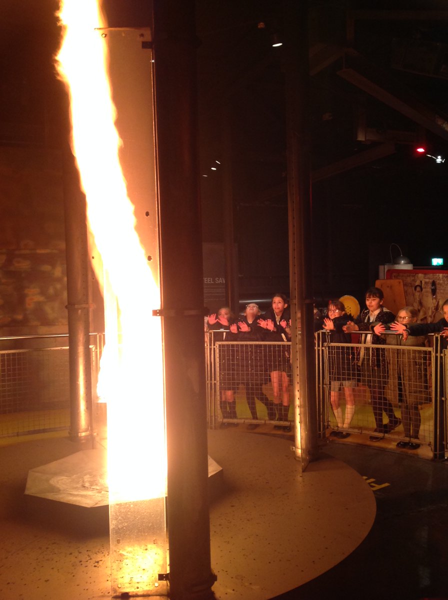 SchoolThorner's tweet photo. Year 5 had a very busy day at Magna! We explored each pavilion and took part in an exciting volcano workshop where we investigated eruptions and the formation of new rock. Well done Y5! https://t.co/Wx1qgVAZEp