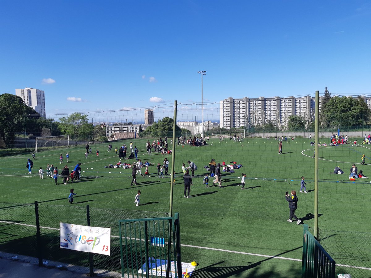 UsepTreize's tweet image. Debut du #crosssecteurmozaic avec #lusep13 au stade #fontainieu