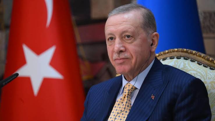 Cumhurbaşkanı Erdoğan: '14-28 Mayıs seçimleri ile parlamenter sisteme geri dönüş tartışmaları bir daha açılmamak üzere yine milletimiz tarafından kapatılmıştır'