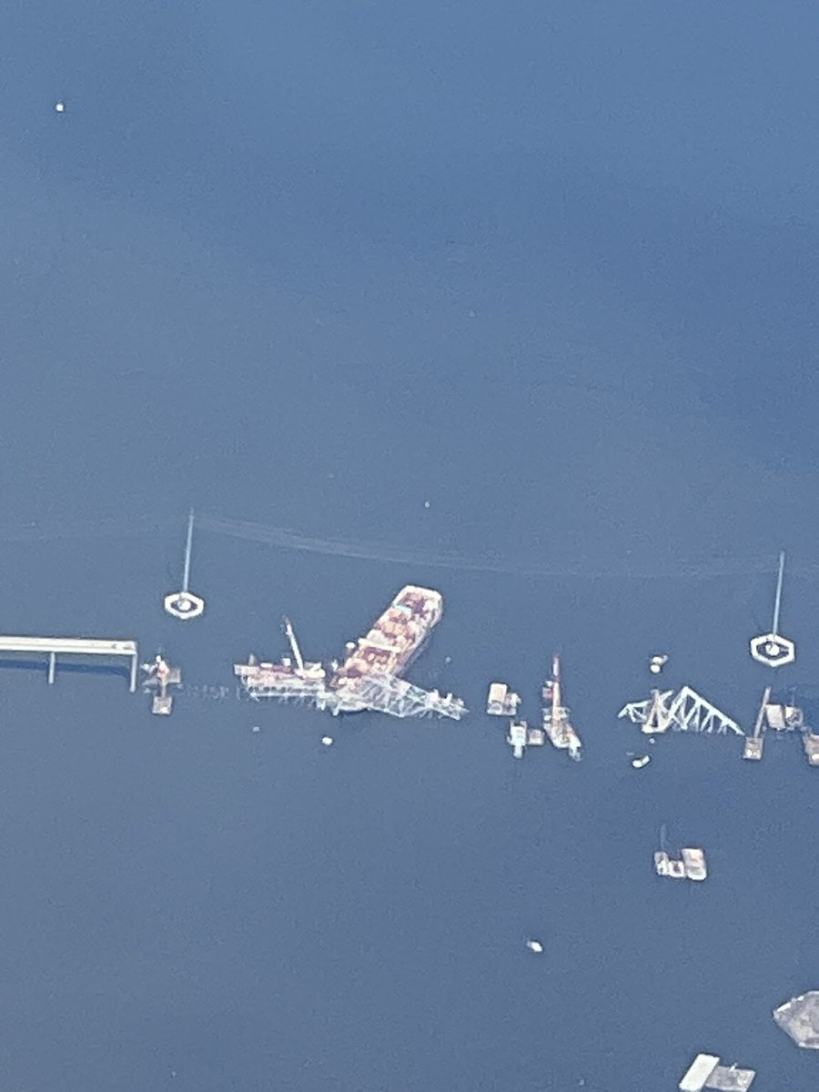 Saw the Baltimore ship crash from the plane back to Albany