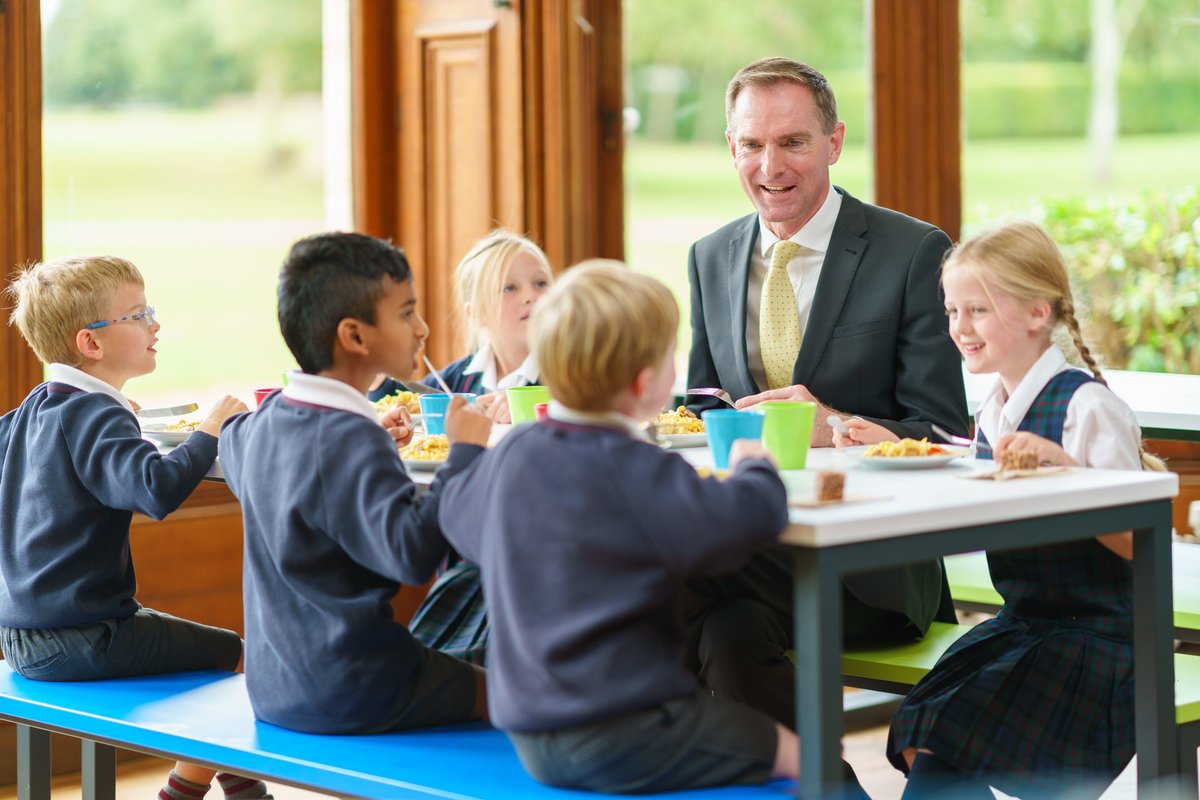 BWPSchoolHead's tweet photo. I am looking forward to welcoming all our children and their families back to Beechwood Park @BWPSchool tomorrow as we start a very exciting Summer Term together! #bwps #newterm #prepschoolhertfordshire #ourfuturestartshere https://t.co/tDfP1jhl72