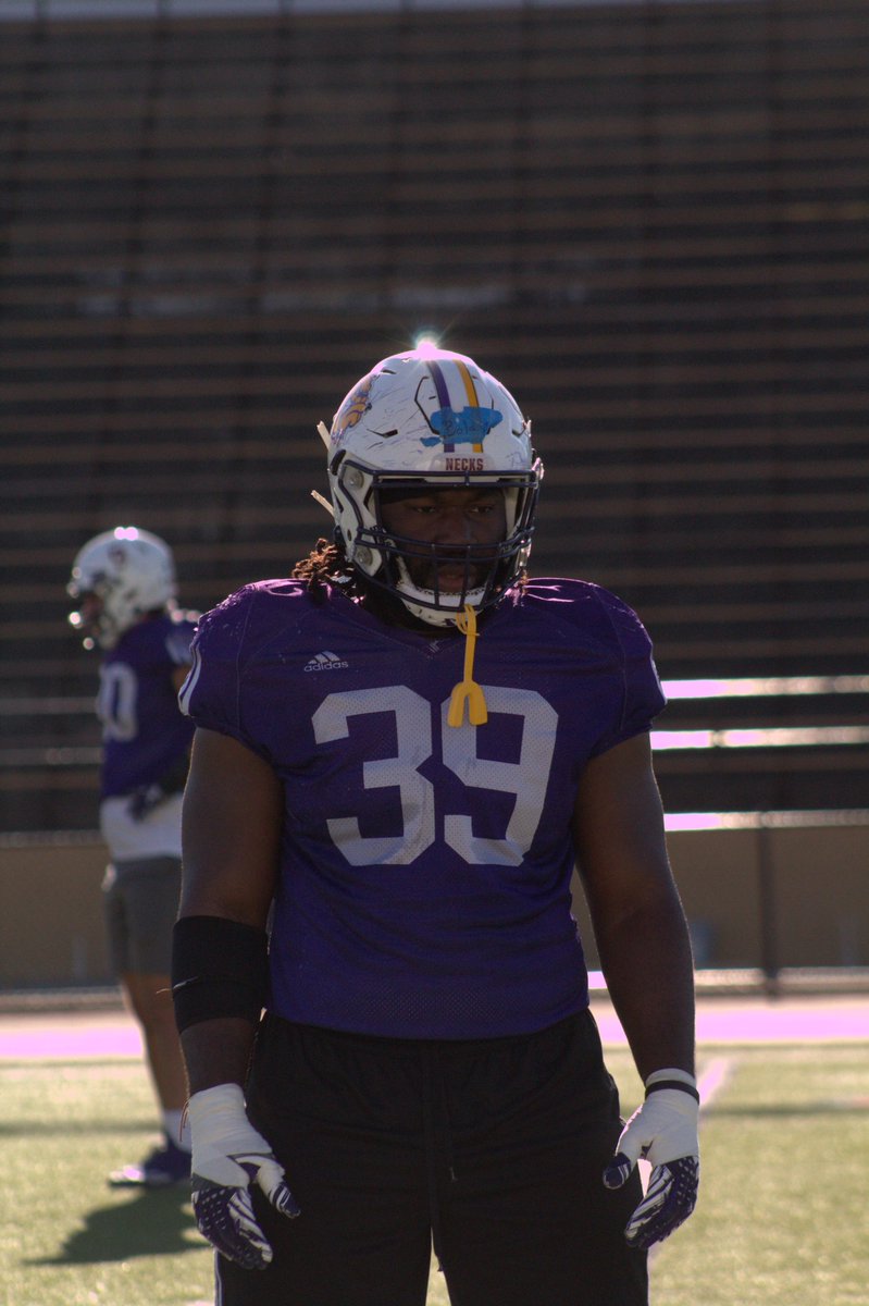 WIUFootball's tweet photo. 🧱 by 🧱

#GoNecks | #OneGoal | #ECI https://t.co/Ozkowpkix4