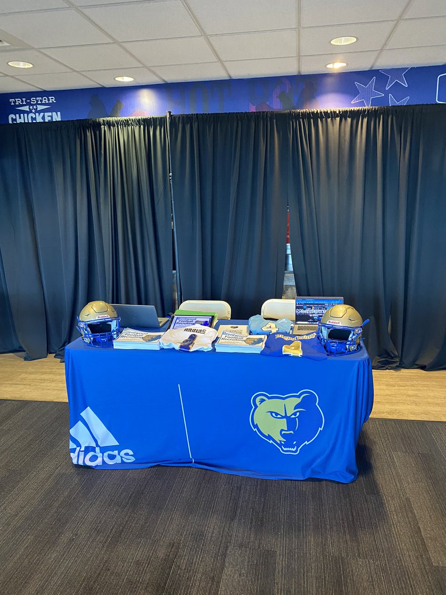 Excited to talk about our student athletes at the @TFCAFootball recruiting fair!