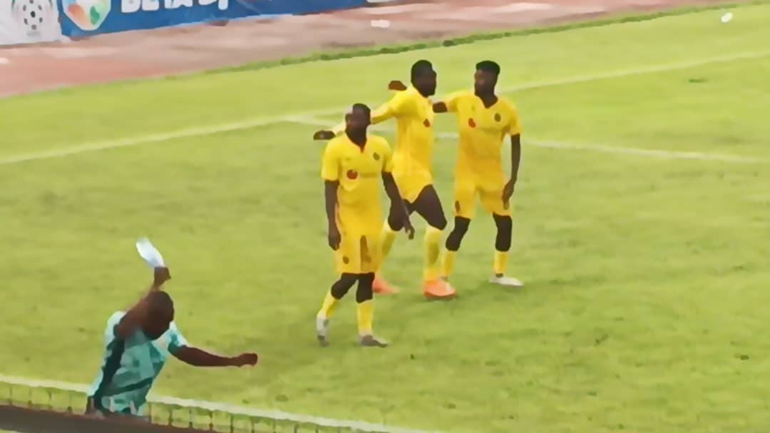84' Goal!!! Meyiwa with Okereke Chisom's assist put Insurance in  front. Insurance 2-1 Kano Pillars #NPFL24