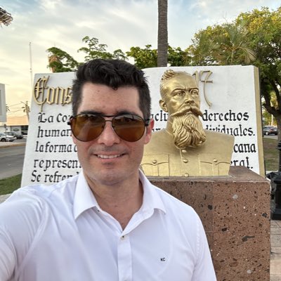 Zeuslugo's tweet photo. #NuevaFotoDePerfil https://t.co/LB5EB96yBF