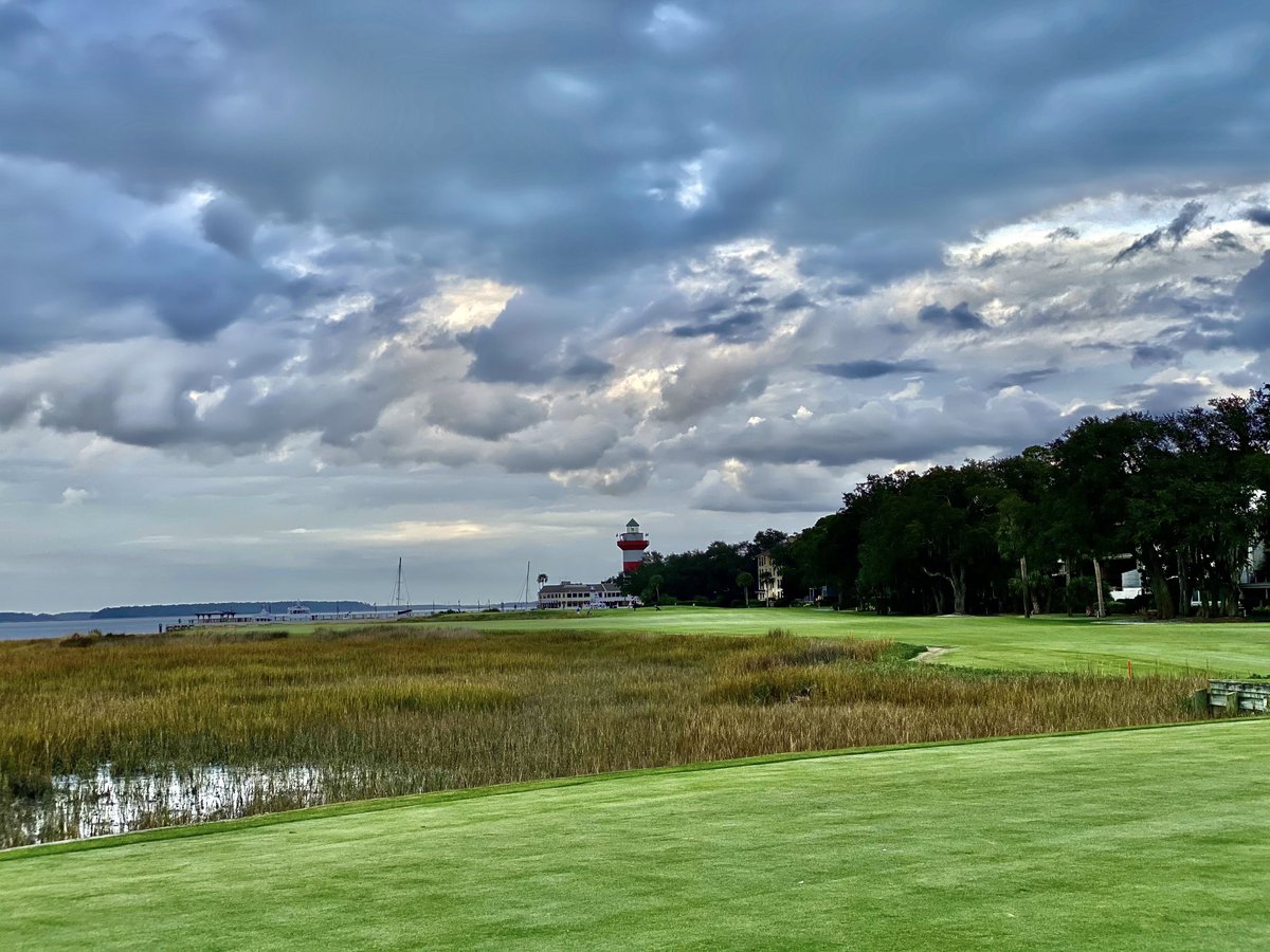 If you haven’t played Harbour Town or want a refresher for this week’s RBC Heritage, here’s a hole-by-hole review to get you fired up: pgapappas.blogspot.com/2019/04/sea-pi… 👍 A detailed walk through HTGL’s narrow corridors, small greens, and waste areas all designed to intimidate and reward.…