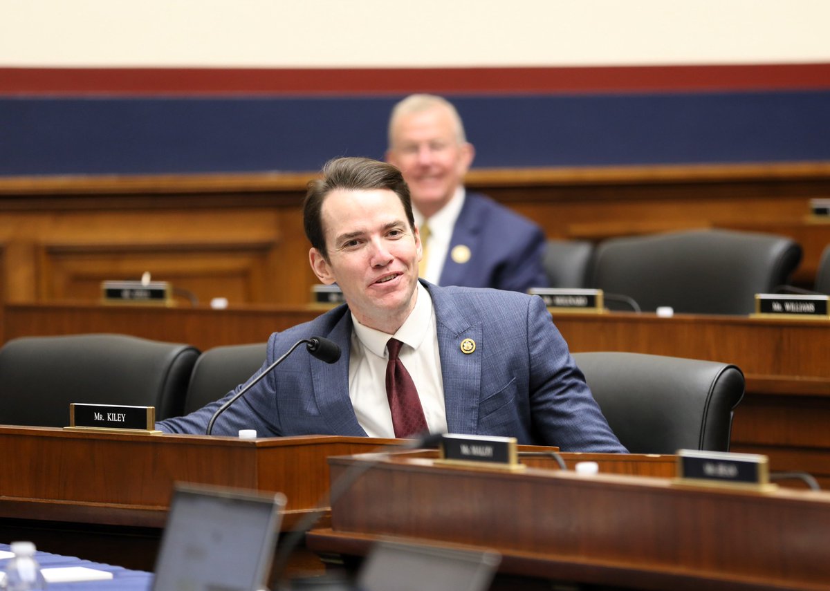 The new guy is getting right to work! @RepKiley will serve on three T&I Subcommittees: Aviation✈️ Highways and Transit 🚚 Water Resources and Environment 🫧