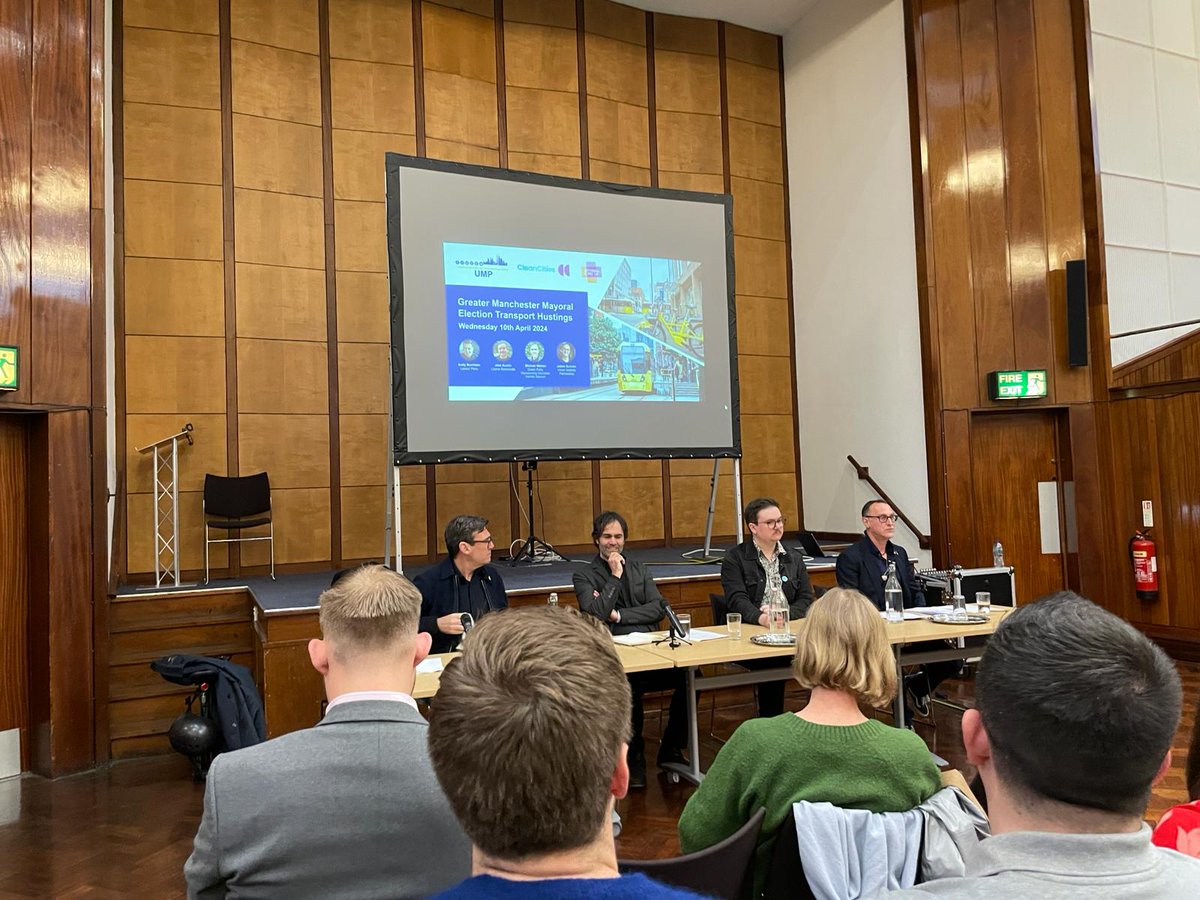 At last week's #GreaterManchester Mayoral transport hustings we were really pleased to hear support for #SchoolStreets from @jakelibdem, @mikeymagnetic & @AndyBurnhamGM. Andy's pledge to create 100 permanent School Streets by 2028 (with camera enforcement) is a very welcome