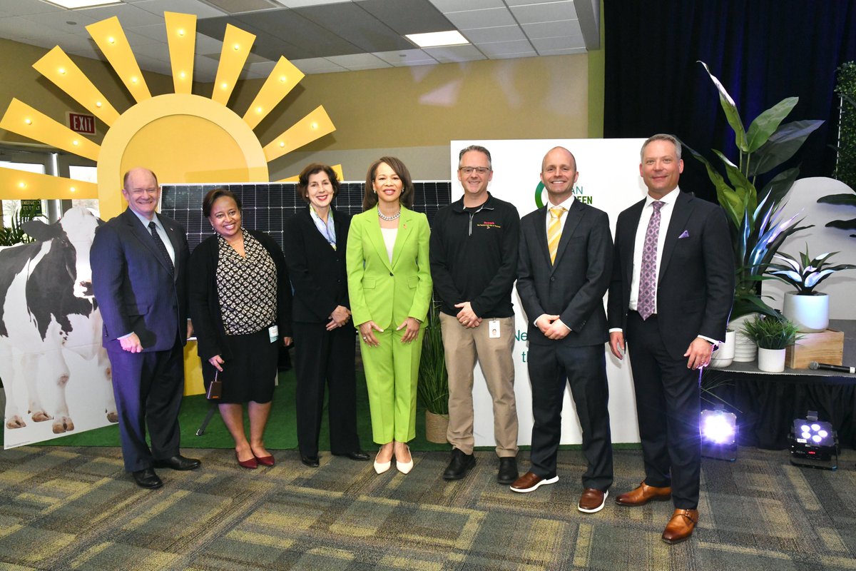 On April 5, #BetterBuildings Director Maria T. Vargas attended a ribbon cutting to celebrate @BetterPlantsDOE partner @AstraZeneca’s achievements + continued leadership in #sustainability since achieving its efficiency goal in 2021. We’re grateful for AstraZeneca’s partnership!