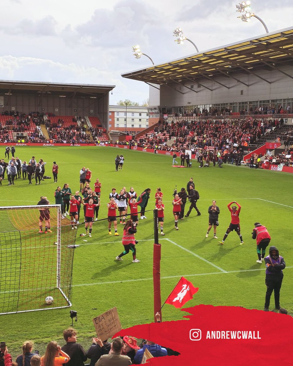 ManUtdWomen's tweet image. We heard you loud and proud, Reds — incredible support! 💯🤝

#MUWomen || #WomensFACup