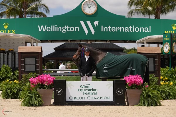 Congratulations to Henry Hollis '25 on an incredible performance at the largest horse show in the world, the Winter Equestrian Festival (WEF) with Bliss. He earned the WEF Circuit Champion Ribbon for Junior Hunter 16-17 yr olds 3'3' Division by scoring the highest of all 53