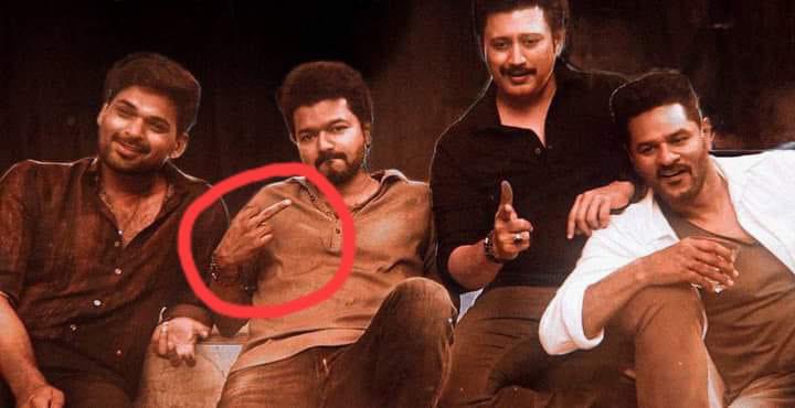 arabianstrong's tweet photo. என்னனா இது
#ஒரு_விரல்_புரட்ச்சியா...🖕🥺
#கை #simbol போடுற..🖕🙄 https://t.co/quu8SJO2TX