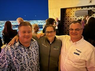 Facilis's tweet photo. We had a great time at the @broadfieldsales event at the Mandalay Bay last night! ✨ #BroadfieldDistributing #FacilisTechnology https://t.co/568XZoFwm0