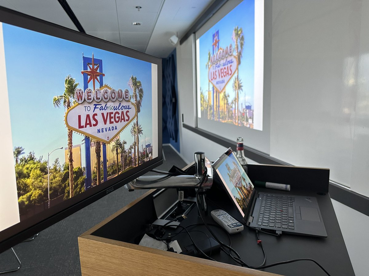SQLPASS.DE (@sqlpass_de) on Twitter photo #sqlpass_de #RheinMain <a href="/oengels/">Oliver Engels</a> doing Vegas Baby! What's new in #Microsoft #Fabric #PowerBI #sqlpass_de #RheinMain <a href="/oengels/">Oliver Engels</a> doing Vegas Baby! What's new in #Microsoft #Fabric #PowerBI