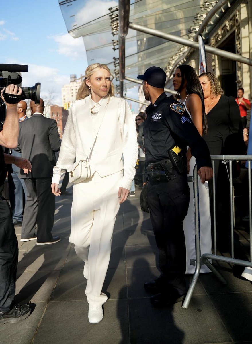 aysiacchanell's tweet image. fit ATE real bad