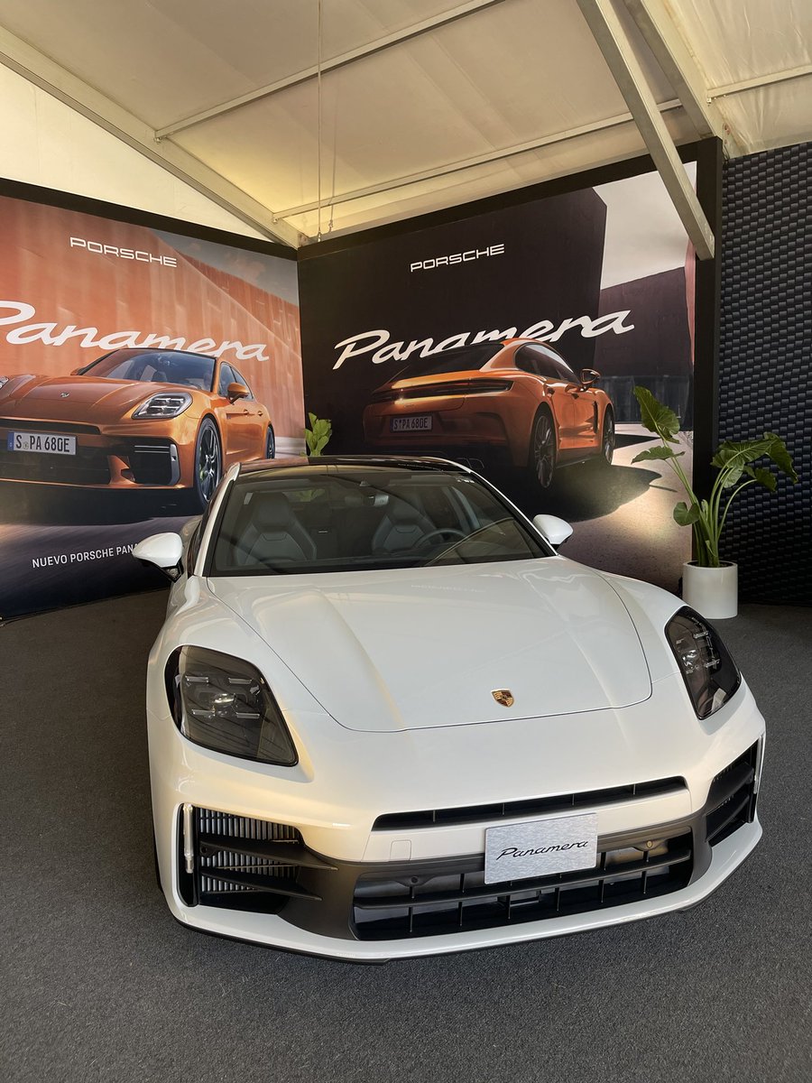 Hay días buenos… Y días extraordinarios. Manejando @PorscheMexico